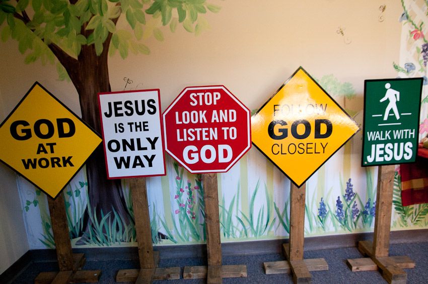 Traffic & Street Signs