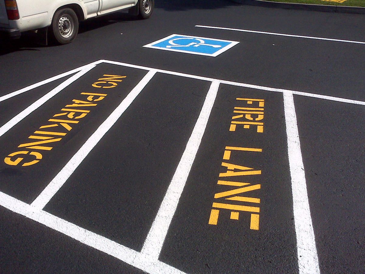 Ashphalt & Pavement Signs