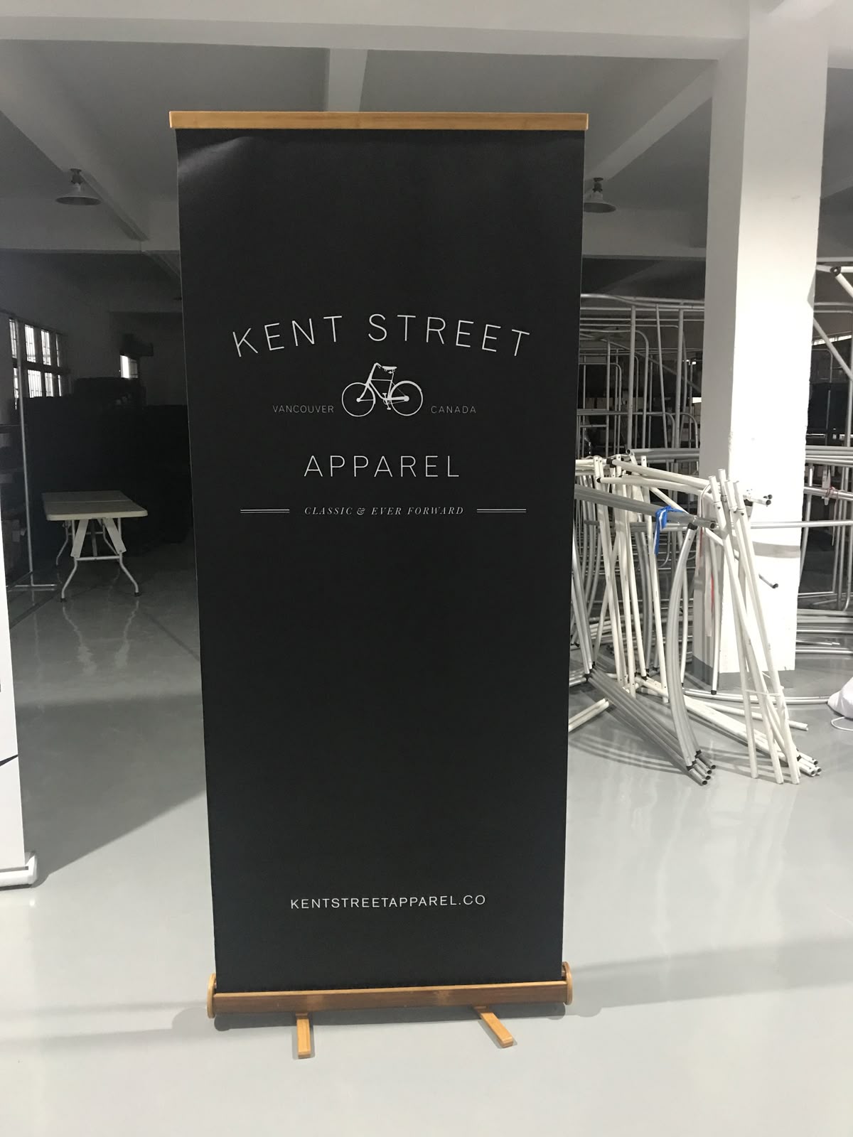 Retractable Banner Stands